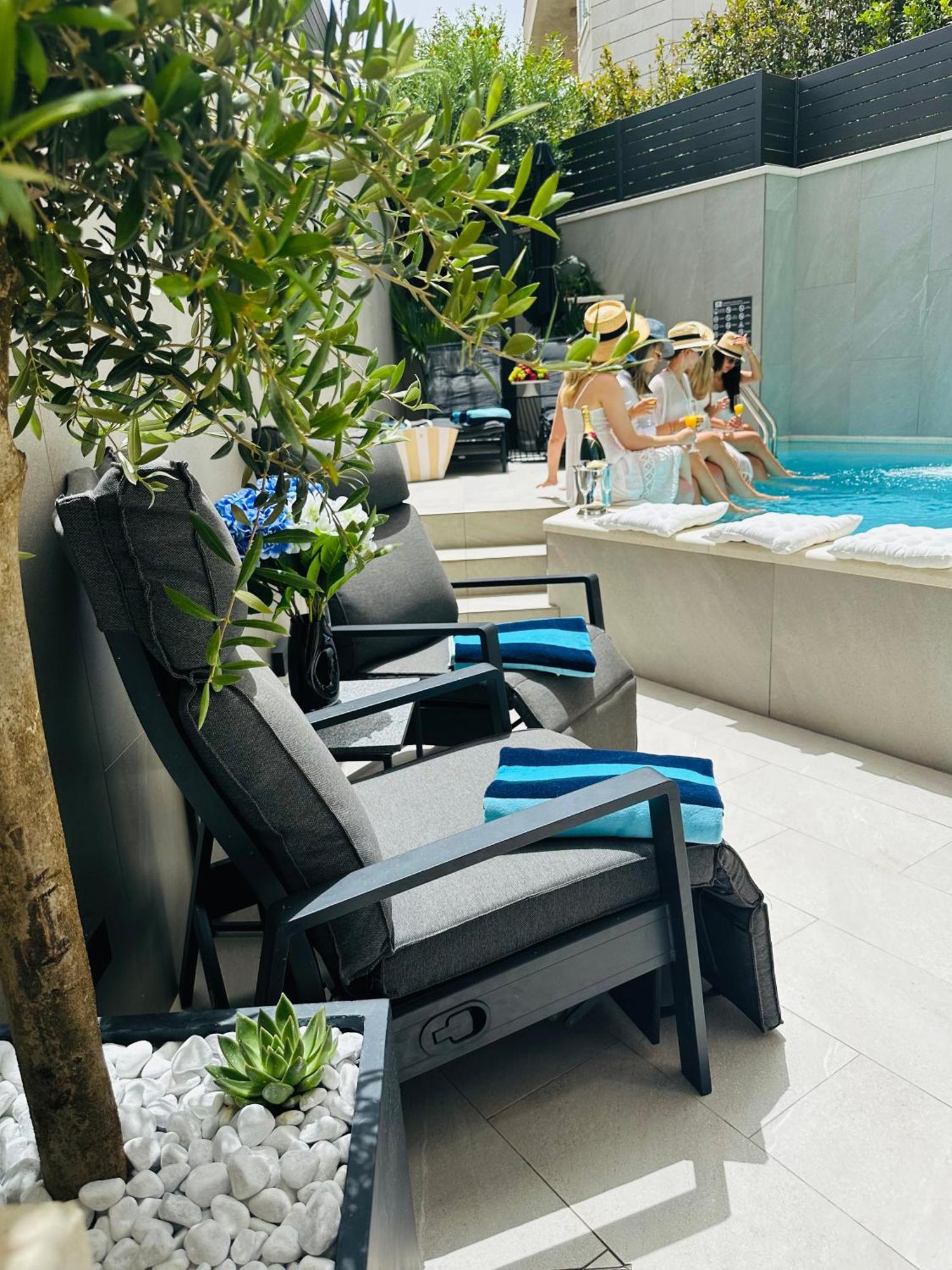 Apartment One B With Heated Private Pool Dubrovnik Exterior photo